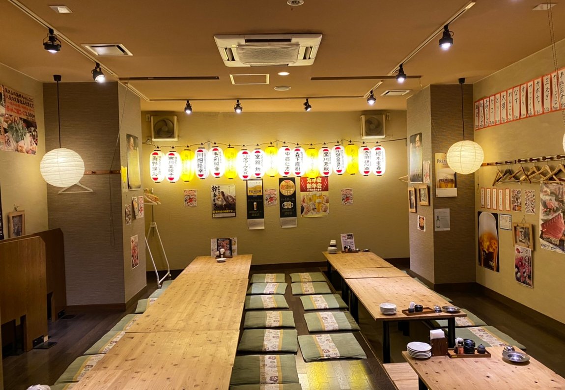 てつたろうの座敷（最大50名・半分は掘りごたつ）