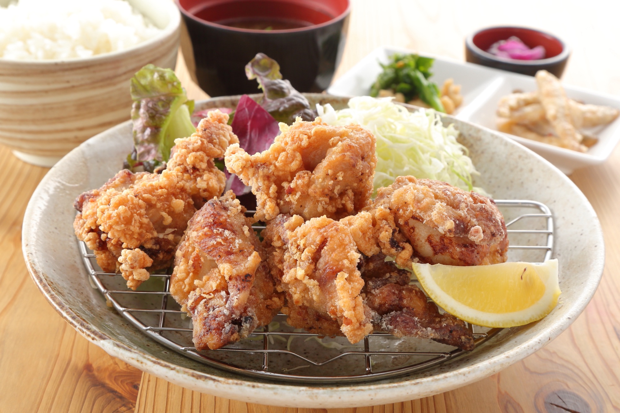 哲ちゃんのから揚げ定食 780円 ごはん・味噌汁・小鉢付き